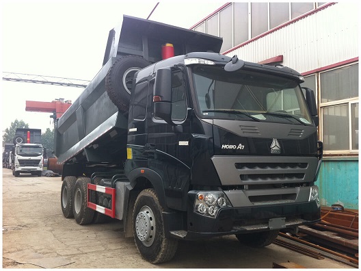 SINOTRUK-HOWO-A7-6X4-Dump-Truck-2