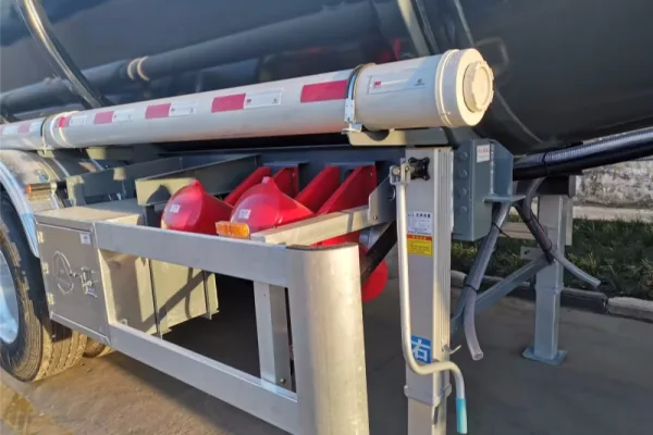 Sulfuric-Acid-Tanker-Truck-Semi-Trailer5-600x400