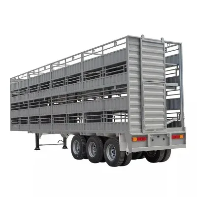 Fenced semi-trailer for transporting cattle